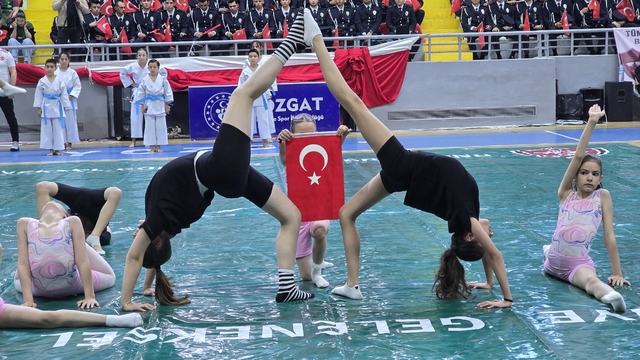 Yozgat'ta 19 Mayıs Gençlik ve Spor Bayramı çeşitli etkinliklerle kutlandı