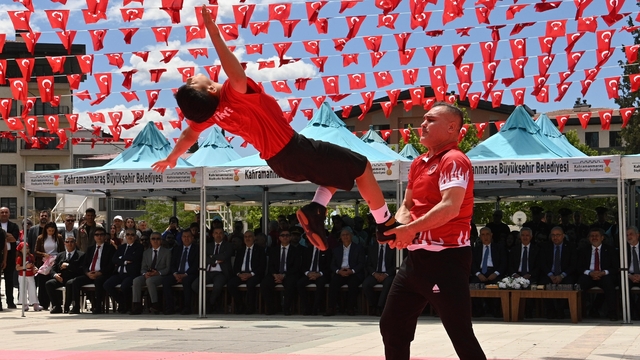 Kahramanmaraş'ta Atatürk'ü Anma, Gençlik ve Spor Bayramı coşkuyla kutlandı