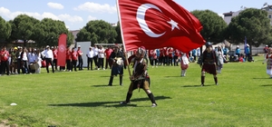 Burhaniye'de 19 Mayıs coşkusu yaşandı