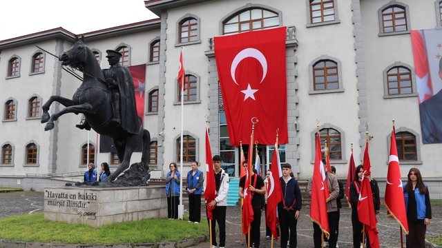 Oltu'da 19 Mayıs coşkusu