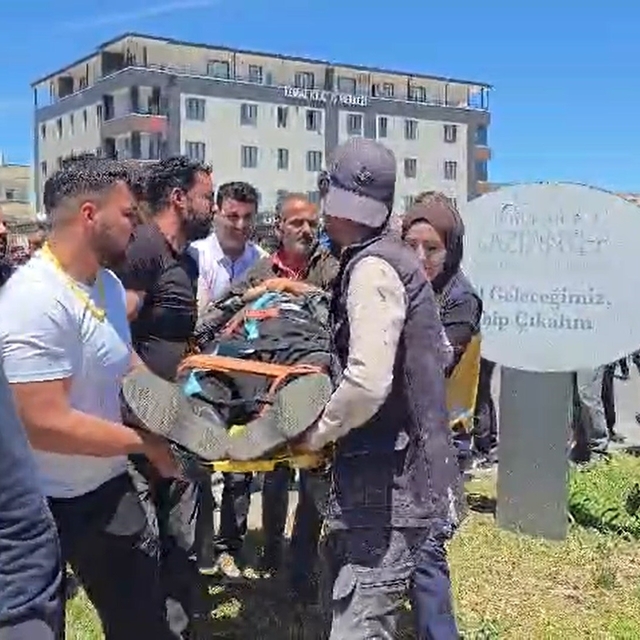 Otomobil ile motosiklet çarpıştı: 1 yaralı