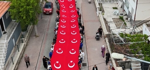 Nevşehir'de 135 metrelik Türk bayrağı ile 19 Mayıs yürüyüşü