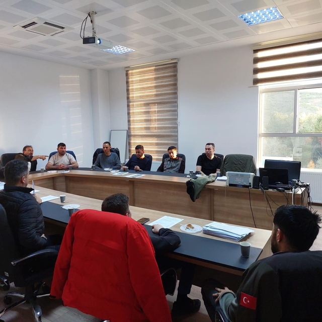Bayburt'ta avcılık eğitimi alan 15 aday kursu tamamladı