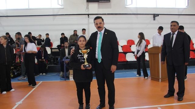 Sivrice'de 19 Mayıs Atatürk'ü Anma Gençlik ve Spor Bayramı kutlandı