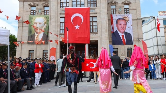 Aksaray'da 19 Mayıs coşkuyla kutlandı
