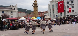 Yozgat'ta Halk Dansları Şenliği ilgiyle karşılandı