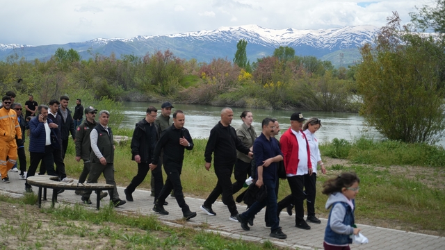 Muş'ta "Orman Benim" etkinliği ve doğa yürüyüşü düzenlendi