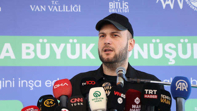 Bakan Yardımcısı Demiralp: Van Gölü kıyı şeridi 2 milyon metreküp balçıktan arındırıldı