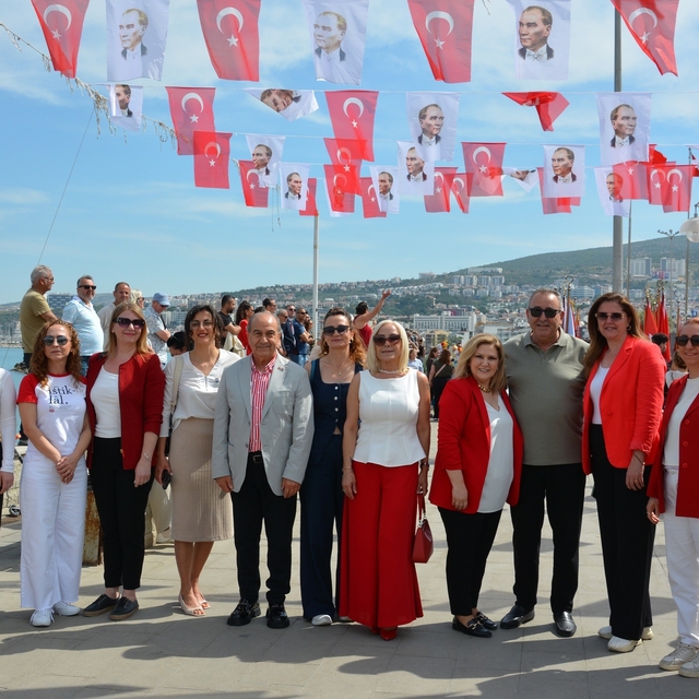 KUTO'dan 19 Mayıs'a güçlü katılım