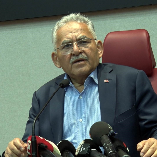 Memduh Büyükkılıç: "Kayserispor bizim en önemli değerimiz"
Kayseri Büyükşeh...