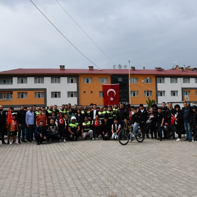 Vezirköprü'de motosiklet korteji