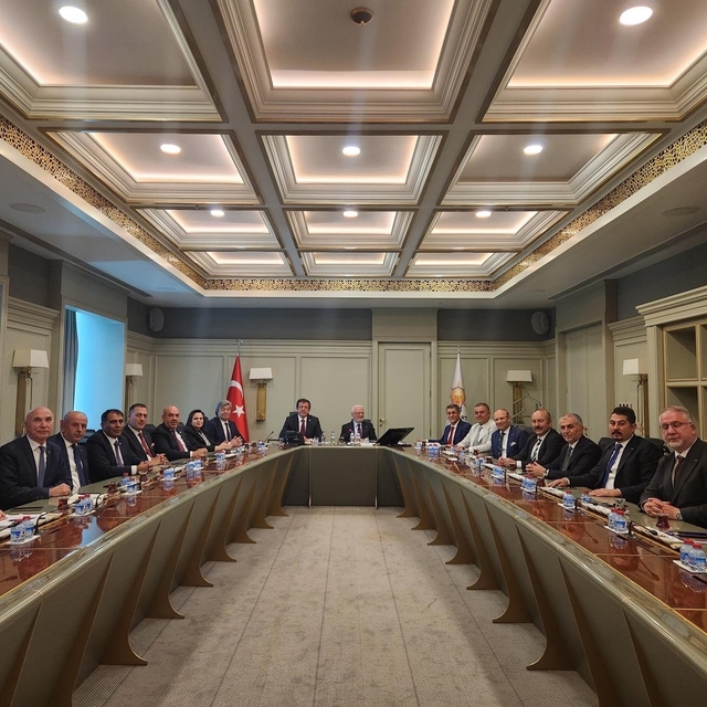 UND yönetiminden Ankara'da dev lojistik çıkarması
Sektörün geleceği ve çözü...