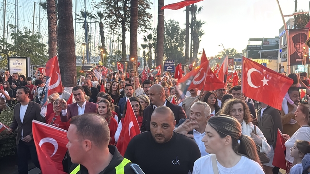Bodrum'da '19 Mayıs' coşkusunda Sertab Erener sahne aldı