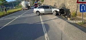 Alkollü otomobil, sürücüsü duran otomobile çarptı: 5 yaralı