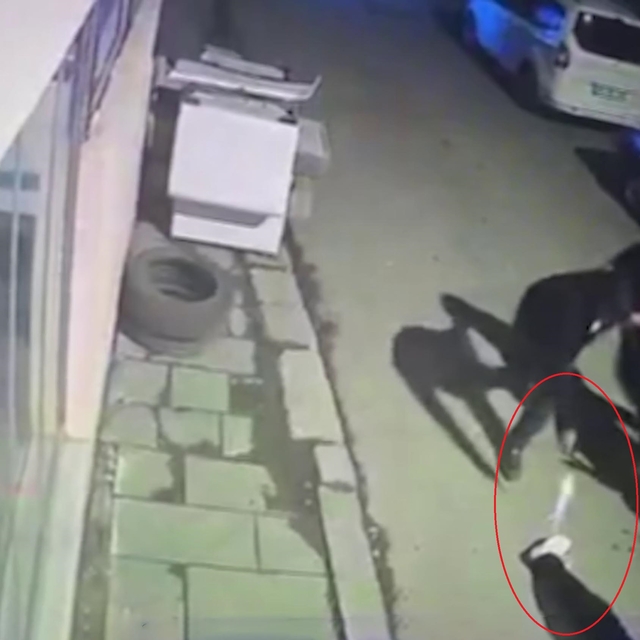 Erzurum'da kahvehane işletmecisi müşterisinin silahlı saldırısında yaraland...