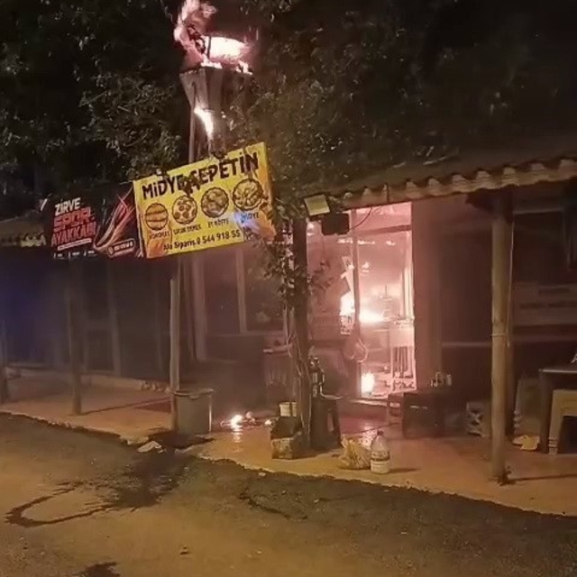 İş yerinde korkutan yangın