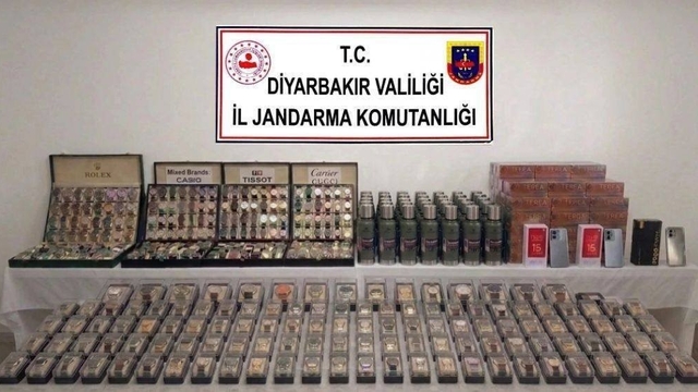 Diyarbakır'da çok sayıda gümrük kaçağı ürün ele geçirildi