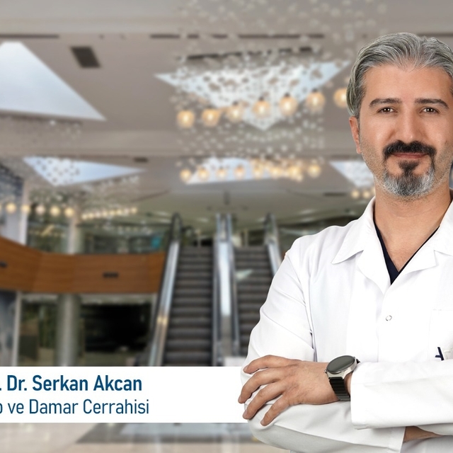 Uzmanından bacaklarda şişlik ve damar sağlığına ilişkin bilgilendirme