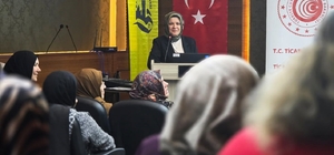 Bayburt'ta kadınlara kooperatifçilik eğitimi verildi