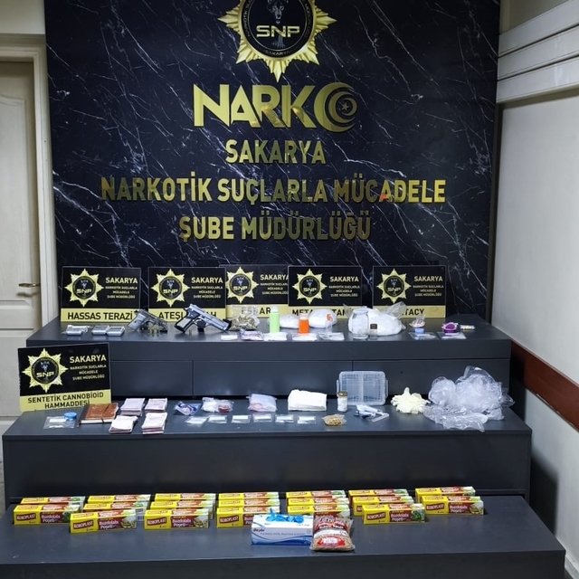 Sakarya merkezli uyuşturucu operasyonunda 5 kişi tutuklandı