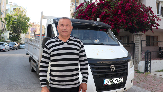 Aldığı oto çekiciyi kamyonete çevirmek istedi, ruhsatın sahte olduğunu öğrendi
