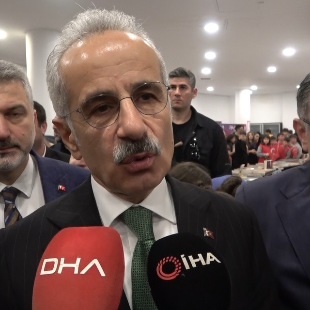 Bakan Uraloğlu: (Depremle ilgili) "İlk aldığımız bilgilere göre önemli bir...