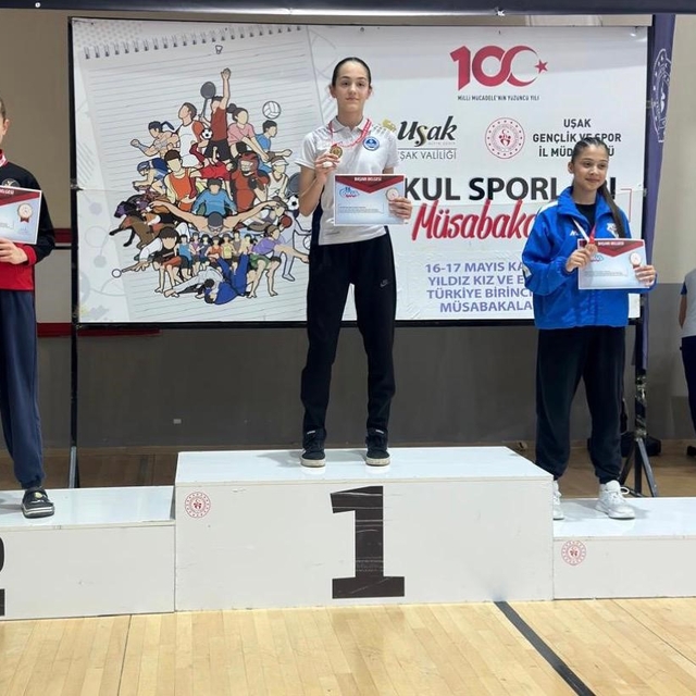 Afyonkarahisarlı karatecilerden karate şampiyonasında önemli başarı