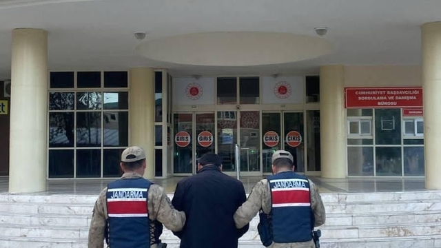 Akçakale'de aranan şahıs yakalandı