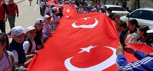 Bayburt'ta 'Gençlik Yürüyüşü' düzenlendi