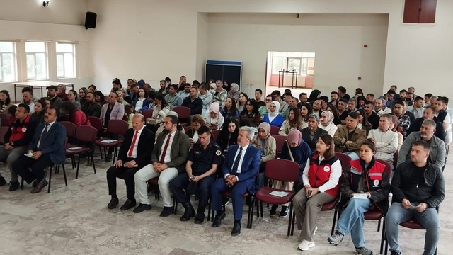 Kamu personellerine su verimliliği anlatıldı