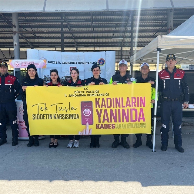 Jandarma'dan KADES ve kadına şiddet bilgilendirmesi yapıldı