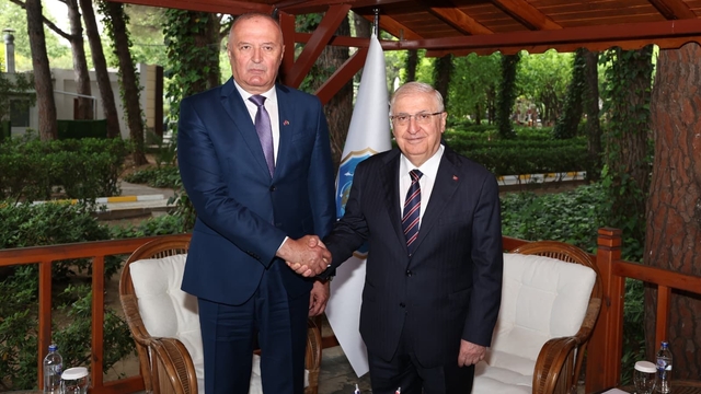 Bakan Güler, Bosna Hersekli mevkidaşı Helez ile görüştü