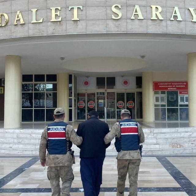 Akçakale'de aranan şahıs yakalandı
