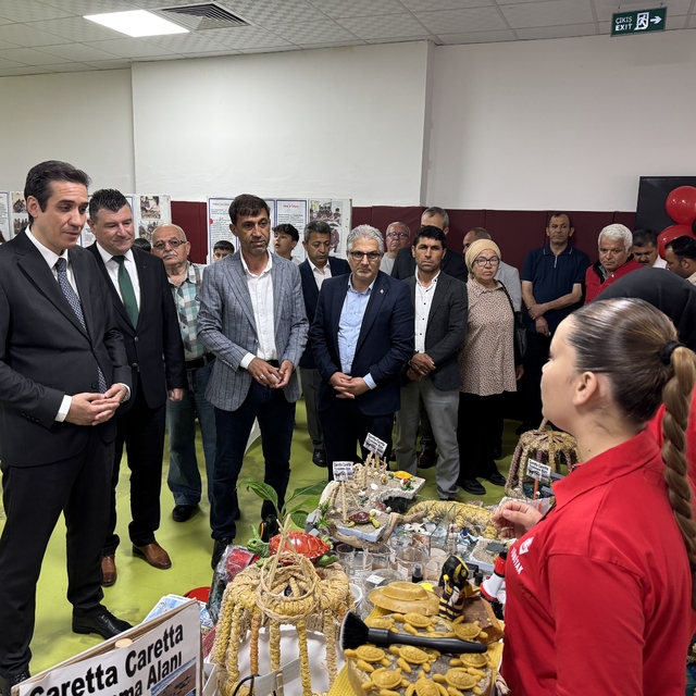 Bozyazı'da Bilim Fuarı açıldı