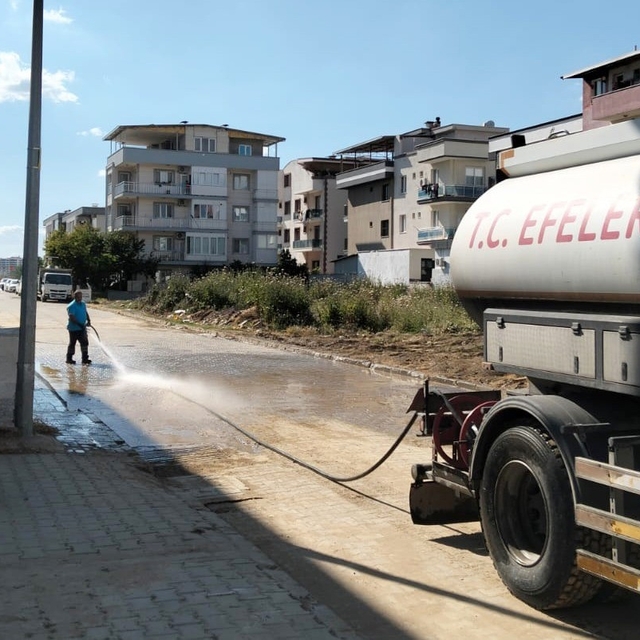 Efeler Belediyesi'nden yaşanan olumsuzluğa hızlı müdahale