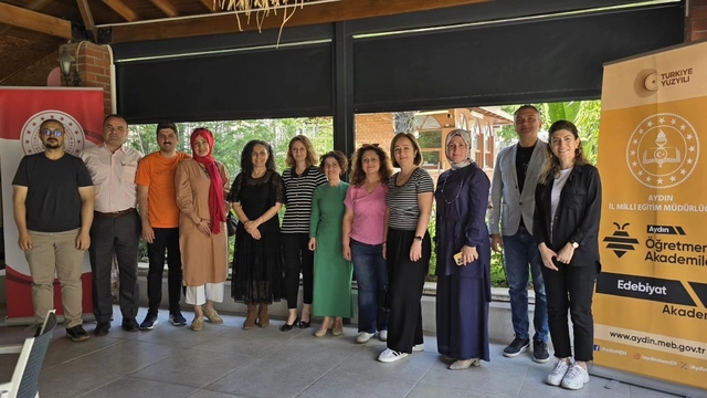 Aydın'da "Maarifin Kalemleri" söyleşisi yoğun ilgi gördü