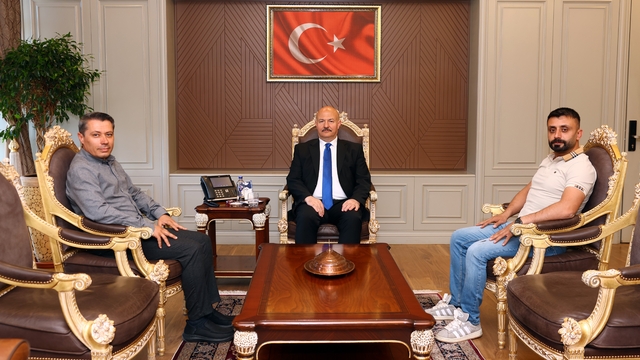 Vali Abdullah Küçük'e basın mensuplarından ziyaret