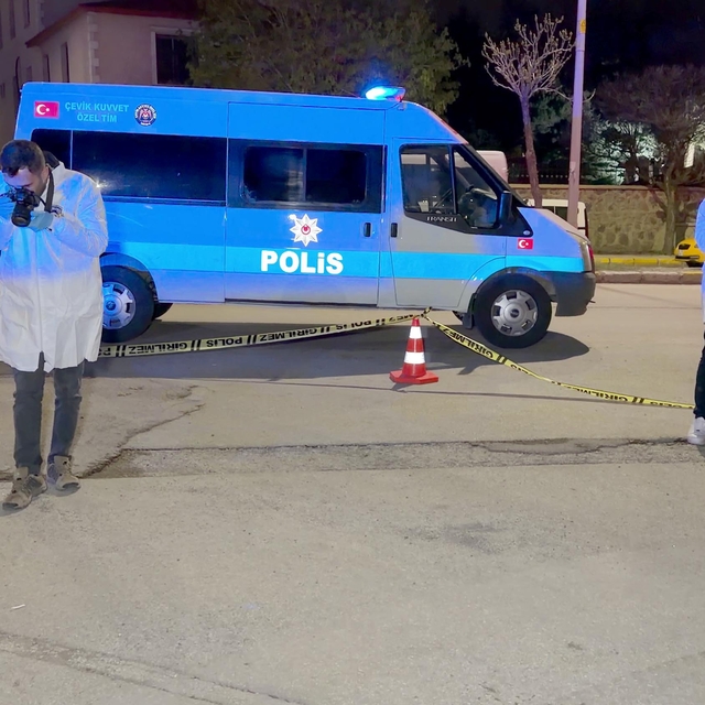 Cami önündeki cinayetin şüphelisi, kahvehane işletmecisini vuran kişi çıktı