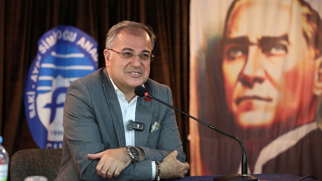 Başkan Özdoğan gençlerle baş başa