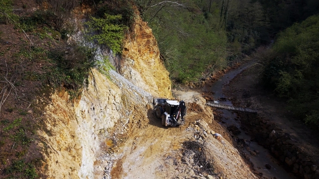 Giresun'da heyelan sahalarında çalışmalar sürüyor