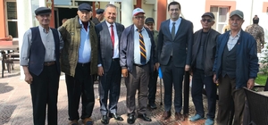 Genel Müdür Sezen, huzurevi sakinlerinin tecrübelerini dinledi
