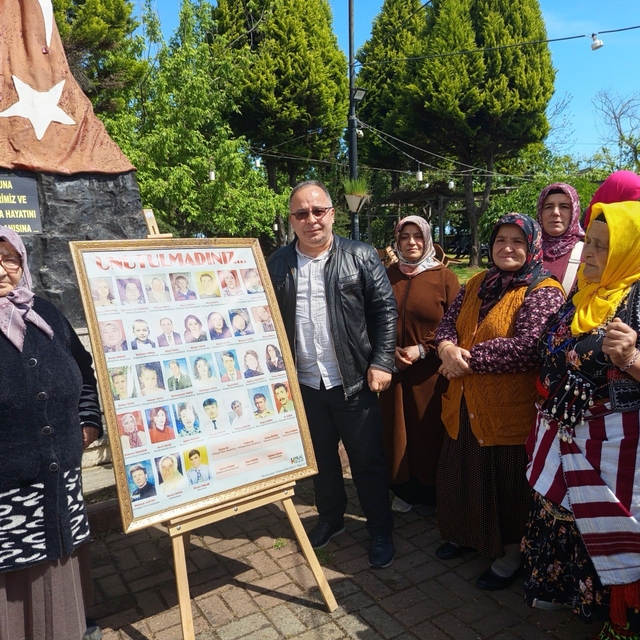 Trabzon'da 26 yıl önce deniz faciasında hayatını kaybeden 38 kişi unutulmad...