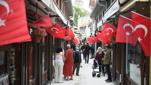 Edirne'de restorasyonu tamamlanan  "Dar Çarşı" törenle açıldı