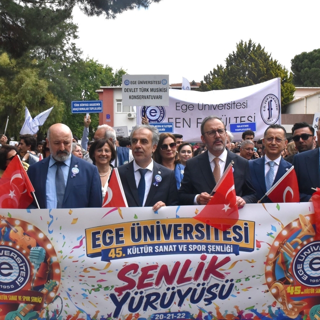 Ege Üniversitesi 71'inci yaşını coşkuyla kutladı