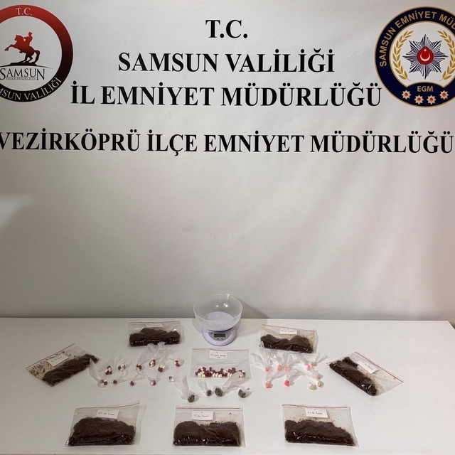 Zehir tacirine narkotik darbesi