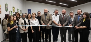 Polen peşindeki yaban arıları resim sergisi açıldı