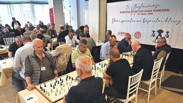 Bornova'da dama heyecanı: Muşlu Ahmet Tokmak üçüncü oldu