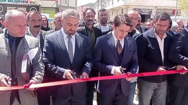 Tekman'da Gazze için hayır çarşısı kurdular