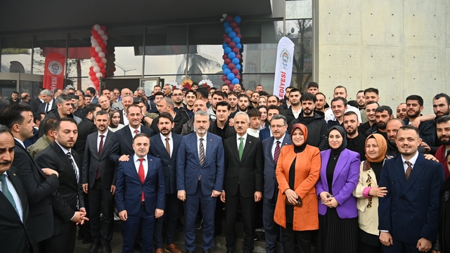 Bakan Uraloğlu: Trabzon Havalimanı projesinde yakın zamanda temeli atıyoruz (3)