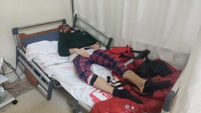 "Türk Örümcek Adam" yılan otu nedeniyle hastanelik oldu